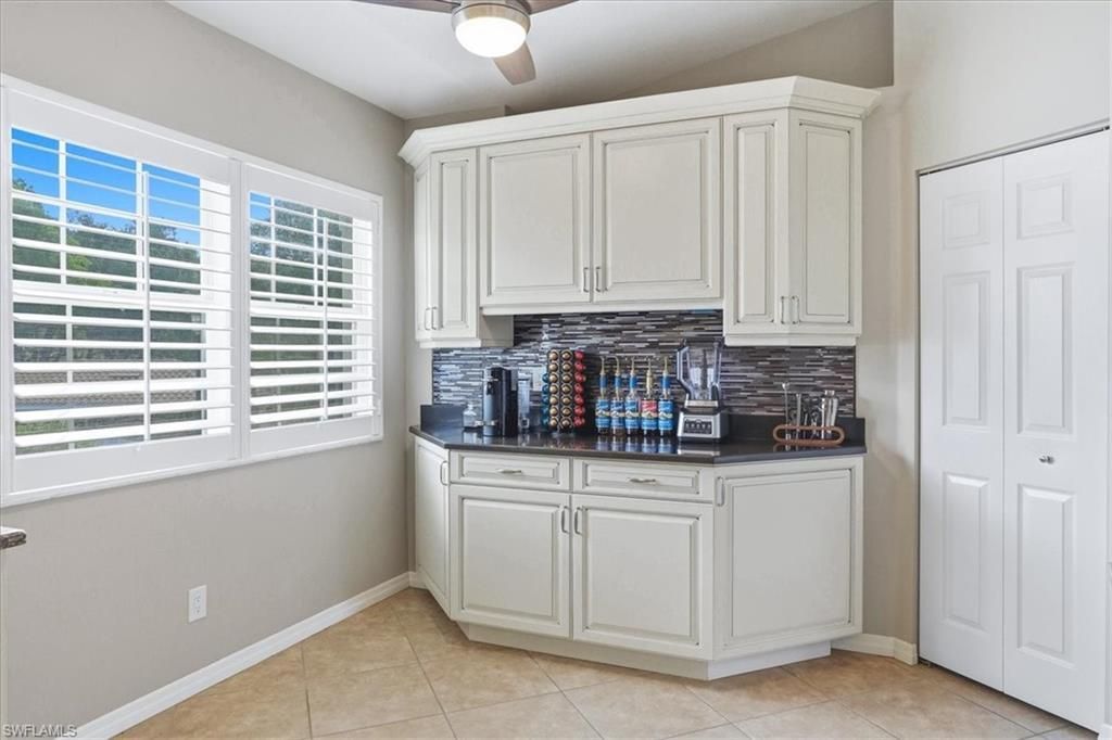 6829 Satinleaf Rd S, Unit 204, Naples, FL 34109 Photo