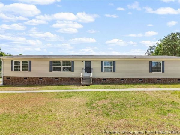 104 Hillcreek Drive, Parkton, NC 28371