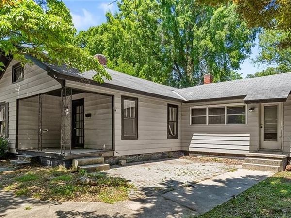 1514 Elwood Avenue, Greensboro, NC 27403