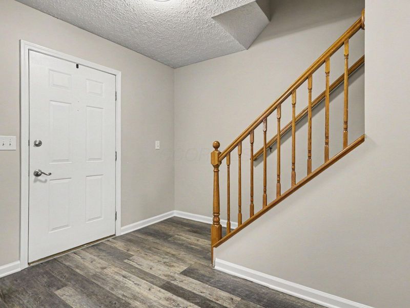 240 Dogwood Drive, Delaware, OH 43015 Photo 6