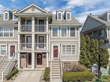 1111 BEAVER Run, Troy, MI 48083