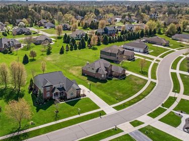 801 Watersmeet Drive, Oxford Twp, MI 48371