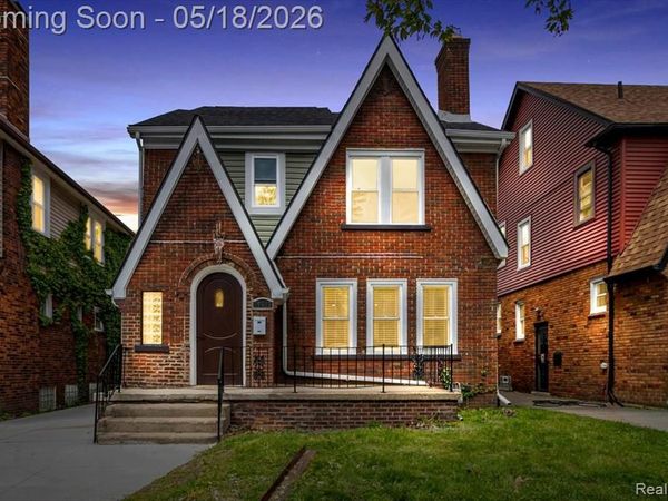 16515 Ohio Street, Detroit, MI 48221