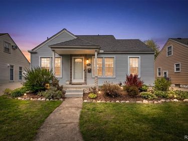 2325 Tyler Avenue, Berkley, MI 48072