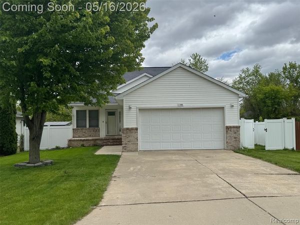 11099 Grover Street, Romulus, MI 48174