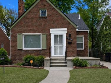 12728 Saint Marys Street, Detroit, MI 48227