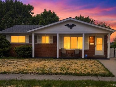 32646 Hazelwood Street, Westland, MI 48186