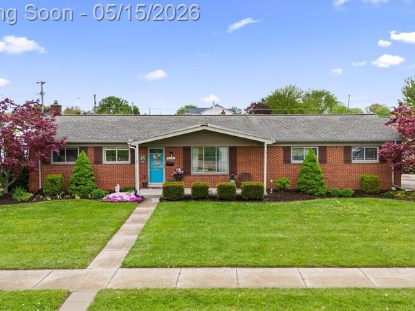 40769 Flagstaff Drive, Sterling Heights, MI 48313