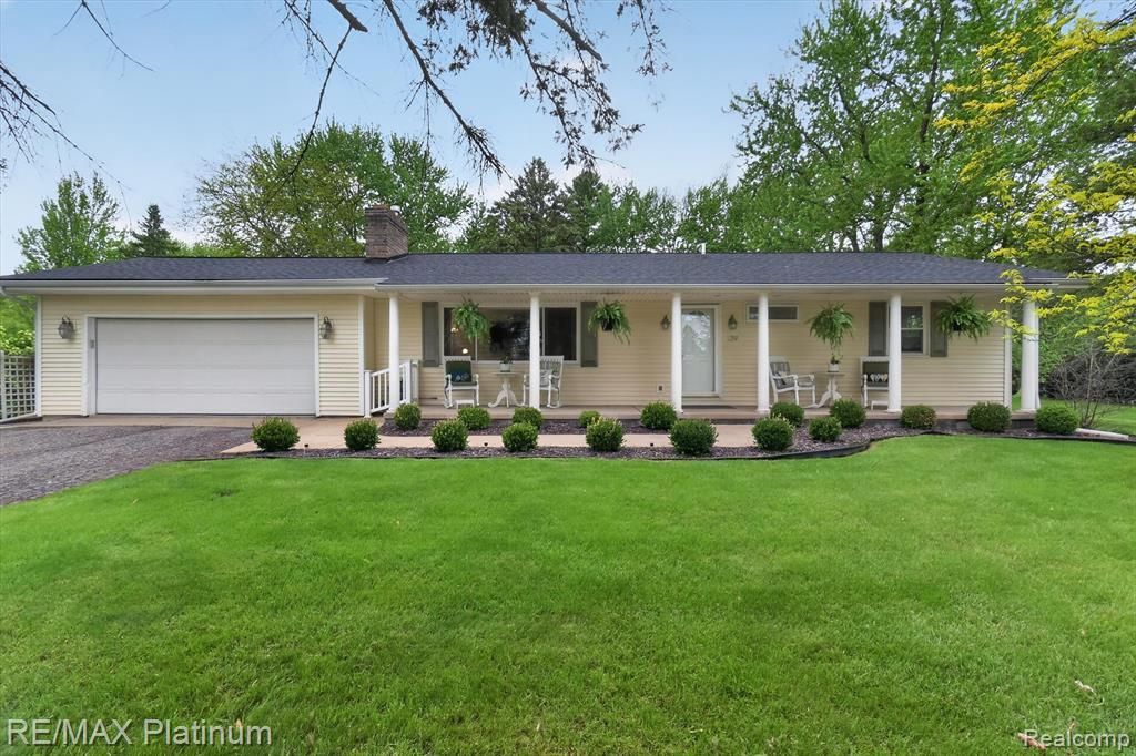 139 Edgemont Drive, Howell Township, MI 48855 Main Photo