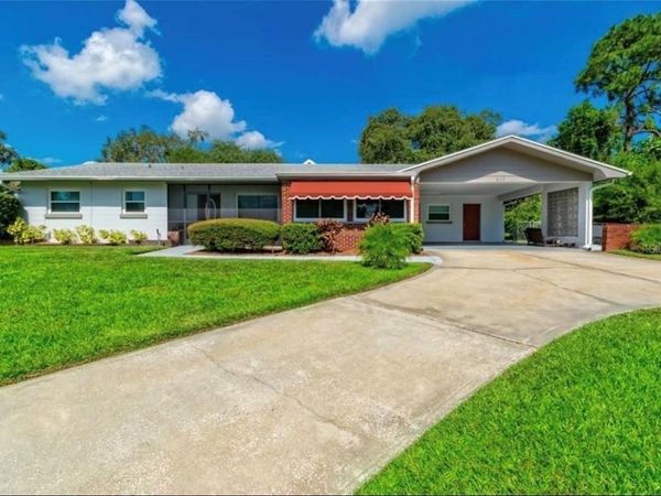 507 LAKE LULU DRIVE , WINTER HAVEN, FL 33880