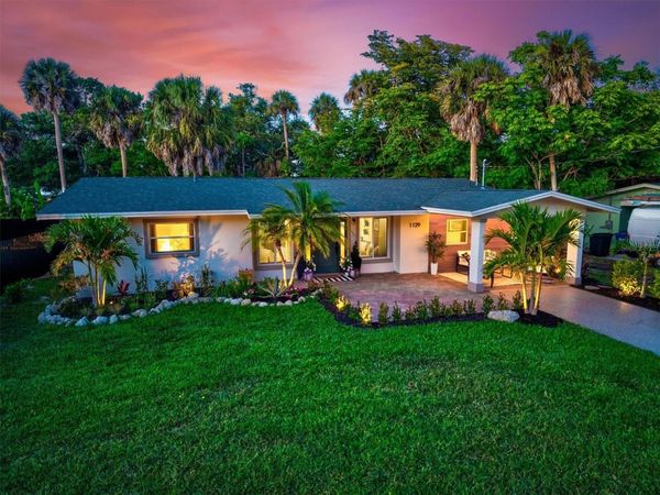 1129 GROVELAND AVENUE, VENICE, FL 34285