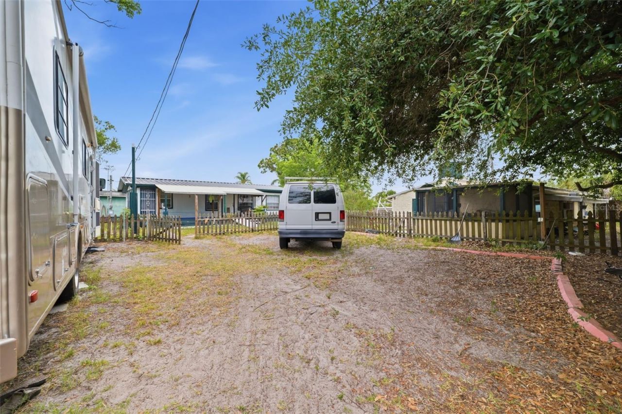 11129 Pine Tree Lane , Port Richey, FL 34668 Photo