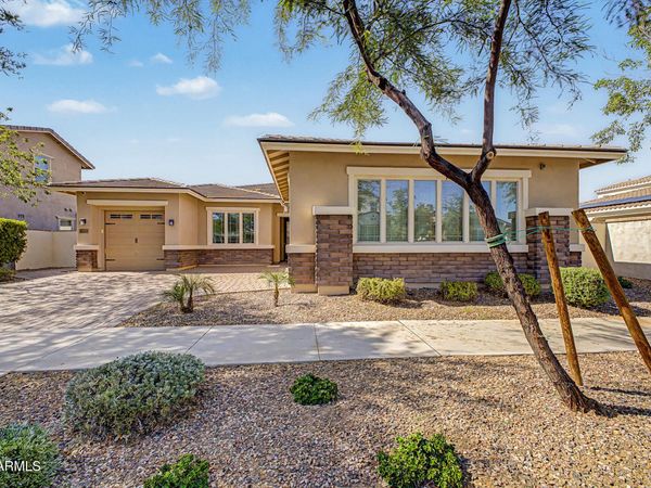 10614 E LINCOLN Avenue, Mesa, AZ 85212