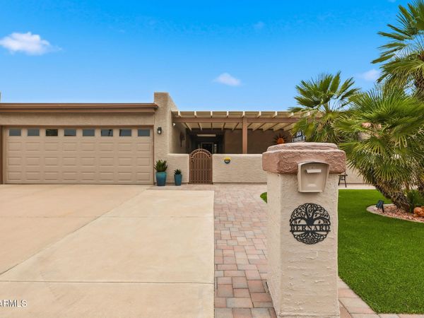 10414 E SILVERTREE Drive, Sun Lakes, AZ 85248