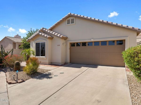 8118 N 10TH Place, Phoenix, AZ 85020