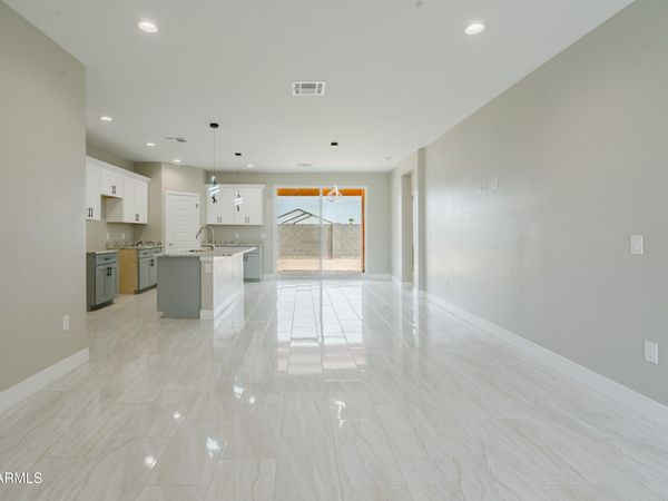 10346 W BRADSHAW Drive, Arizona City, AZ 85123