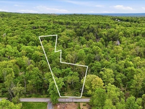 763 Montgomery Rd, Hillsborough, NJ 08844