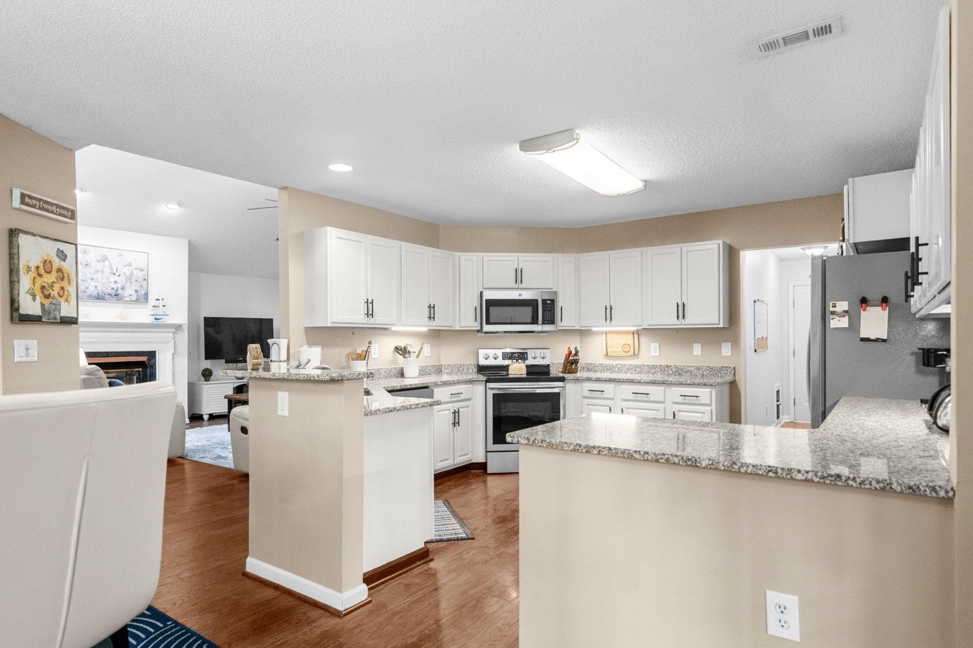 3119 Michelle Ct. Photo 11