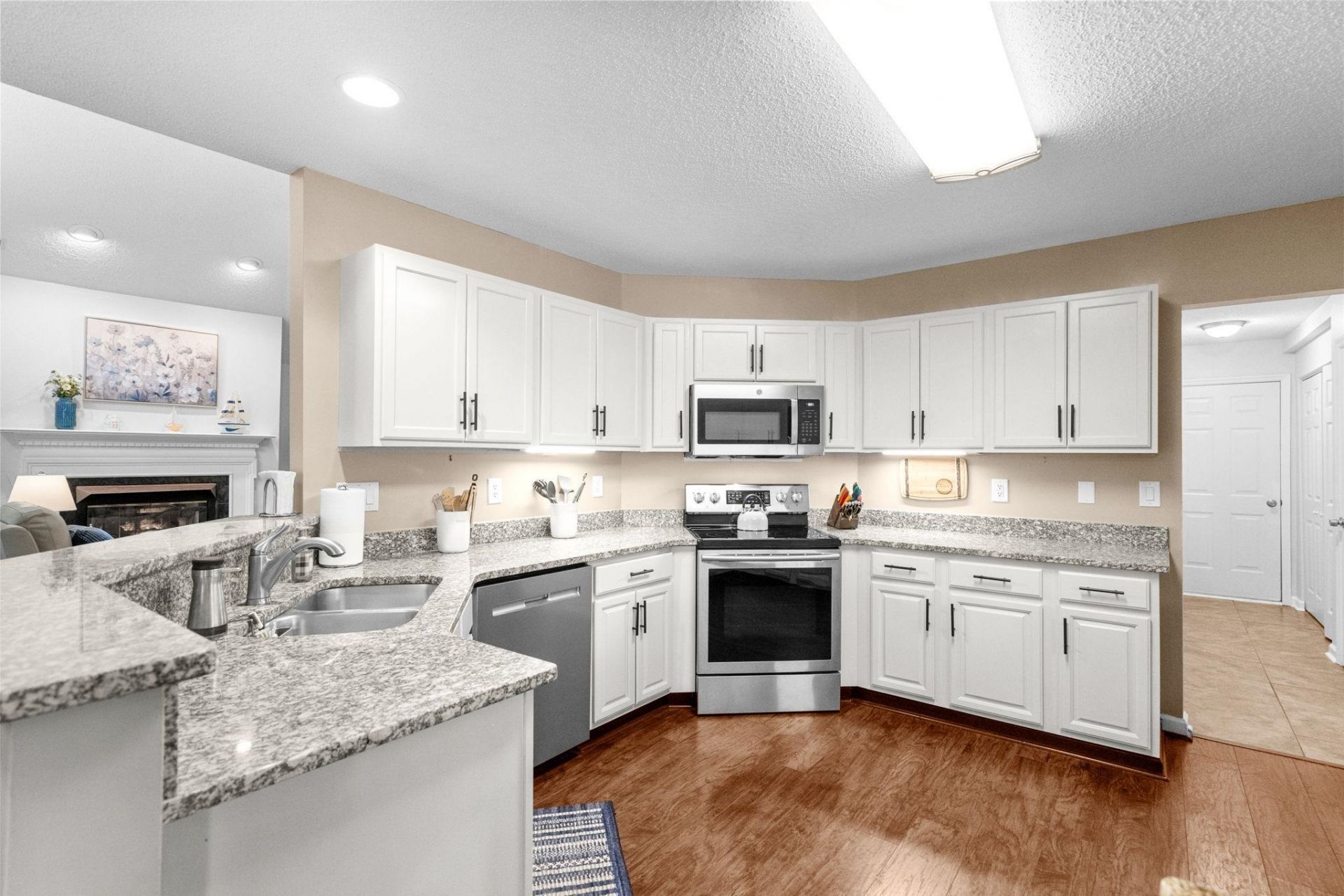 3119 Michelle Ct. Photo 13