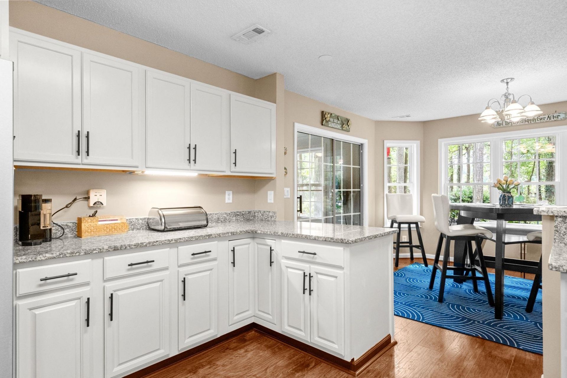 3119 Michelle Ct. Photo 14