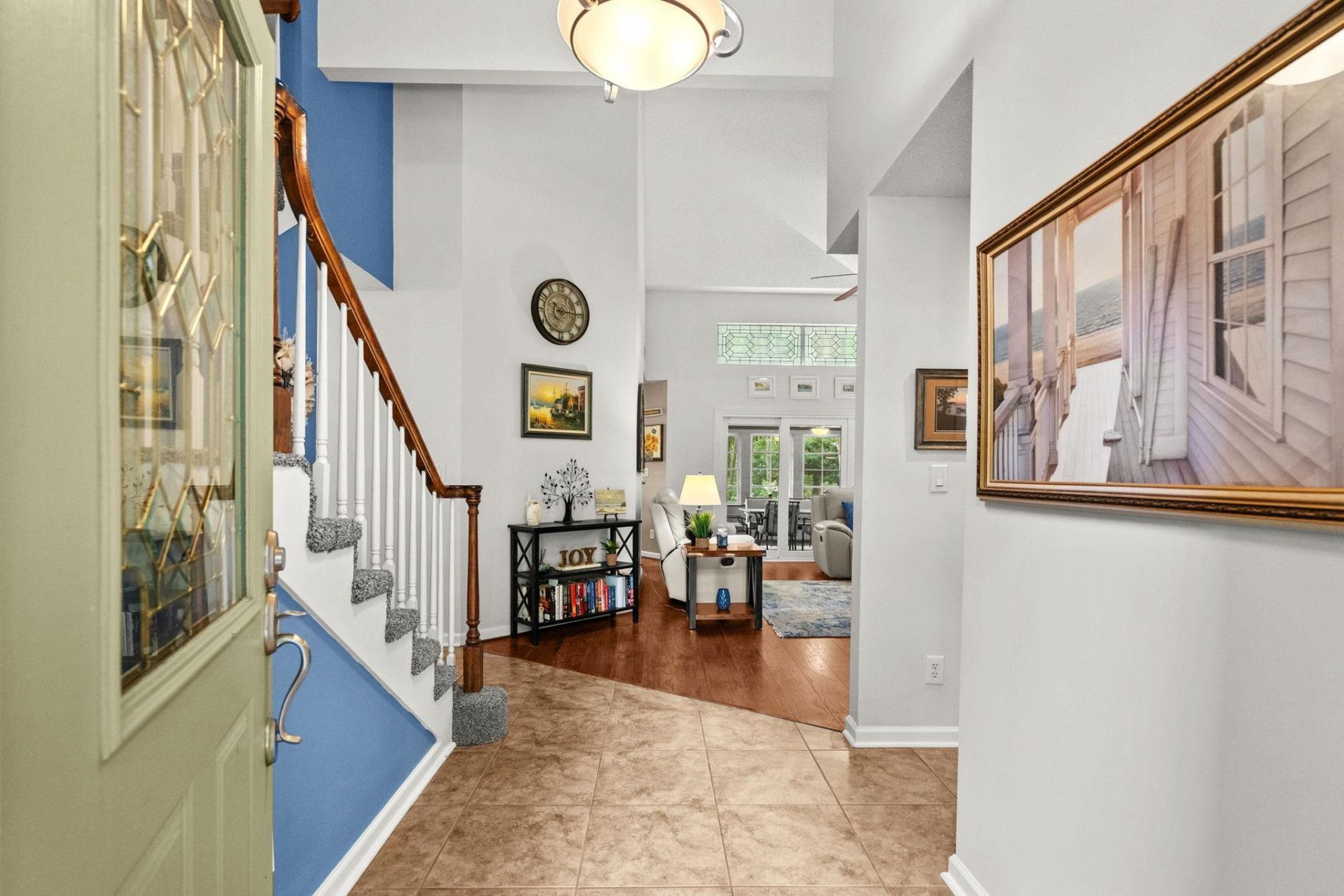 3119 Michelle Ct. Photo 2