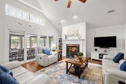 3119 Michelle Ct. photo 4