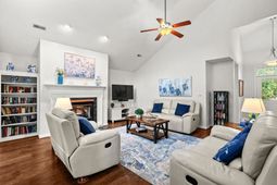 3119 Michelle Ct. photo 4