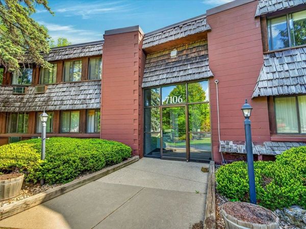 7106 Fortune Drive, Unit 18, Middleton, WI 53562