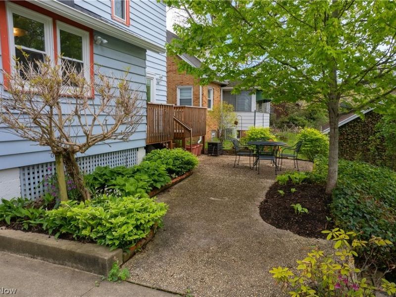 638 Vine Street, Kent, OH 44240 Photo 3