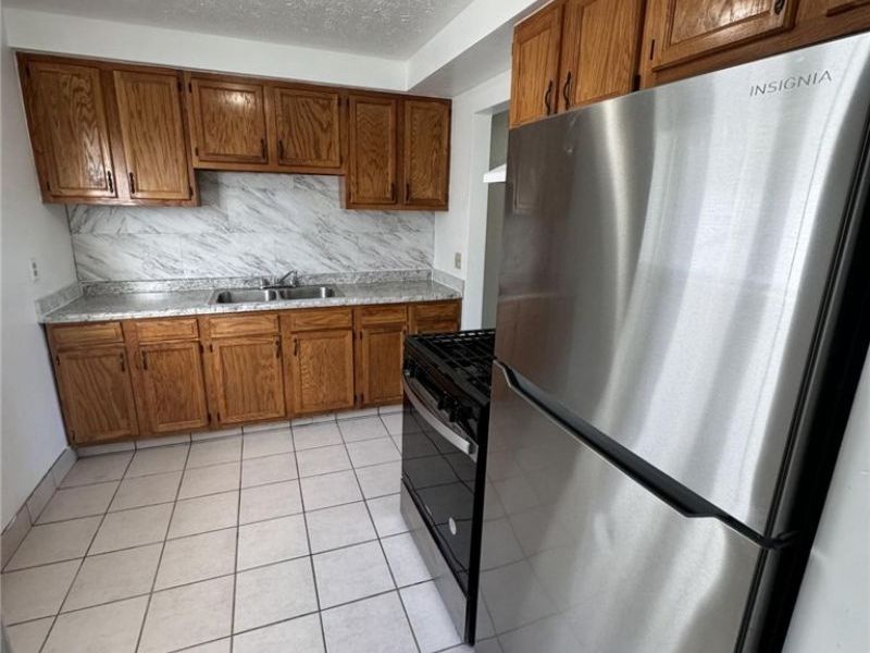 23755 Banbury Circle, Warrensville Heights, OH 44128 Photo 22