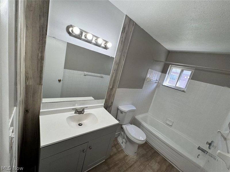 23755 Banbury Circle, Warrensville Heights, OH 44128 Photo 32