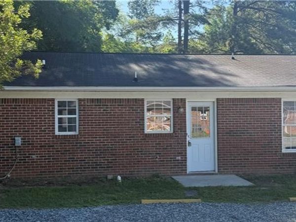 209 Hallmark Drive, Lexington, NC 27292