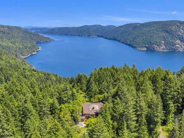 371 McCurdy Dr, Malahat, BC V0R 2L0