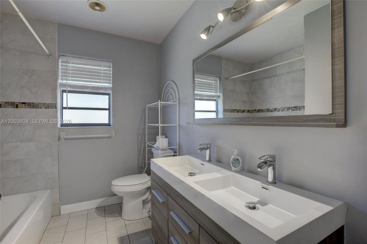 Please Call For Address, Dania Beach, FL 33004 Photo