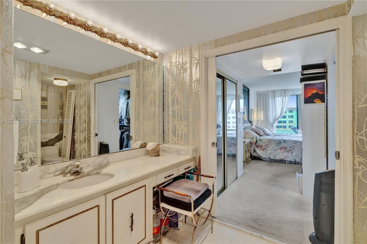 155 Ocean Lane Dr , Unit 707, Key Biscayne, FL 33149 Photo