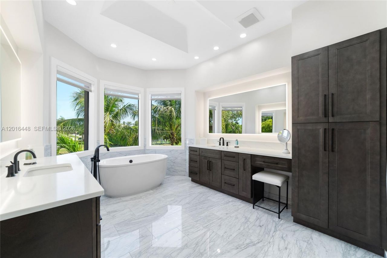 3476 Collonade Dr , Wellington, FL 33449 Photo