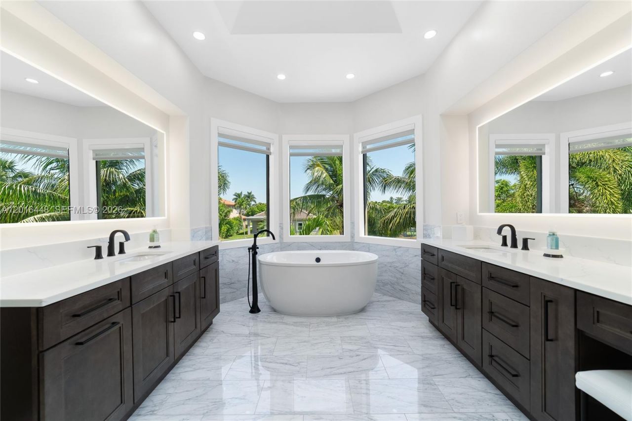 3476 Collonade Dr , Wellington, FL 33449 Photo