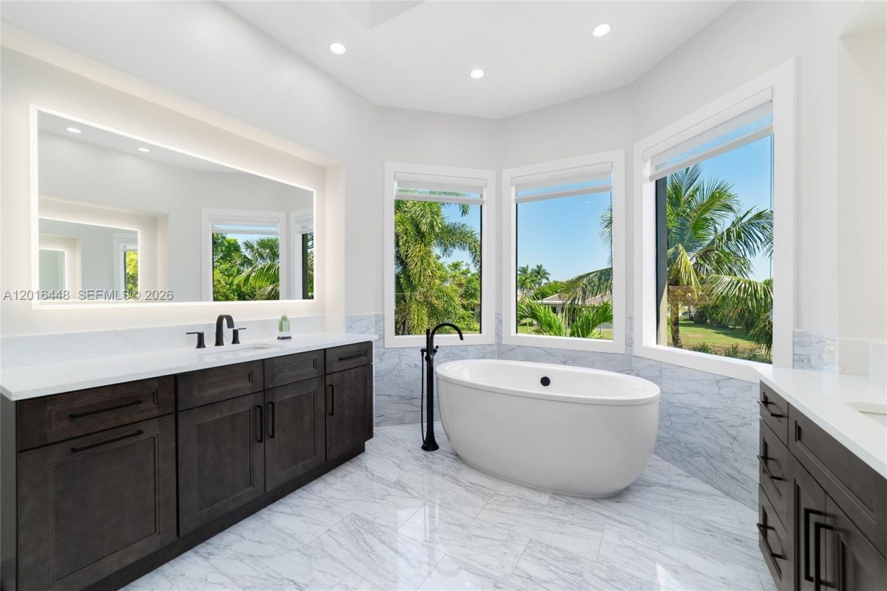 3476 Collonade Dr , Wellington, FL 33449 Photo