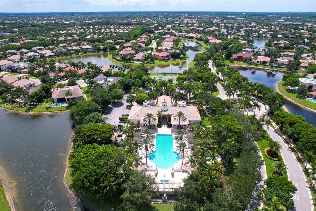 3476 Collonade Dr , Wellington, FL 33449 Photo