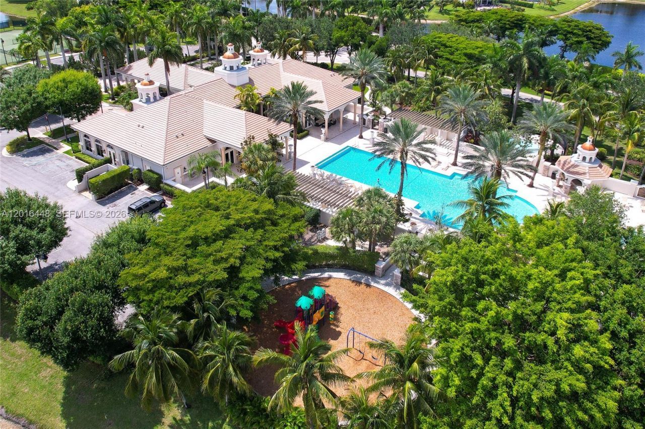 3476 Collonade Dr , Wellington, FL 33449 Photo
