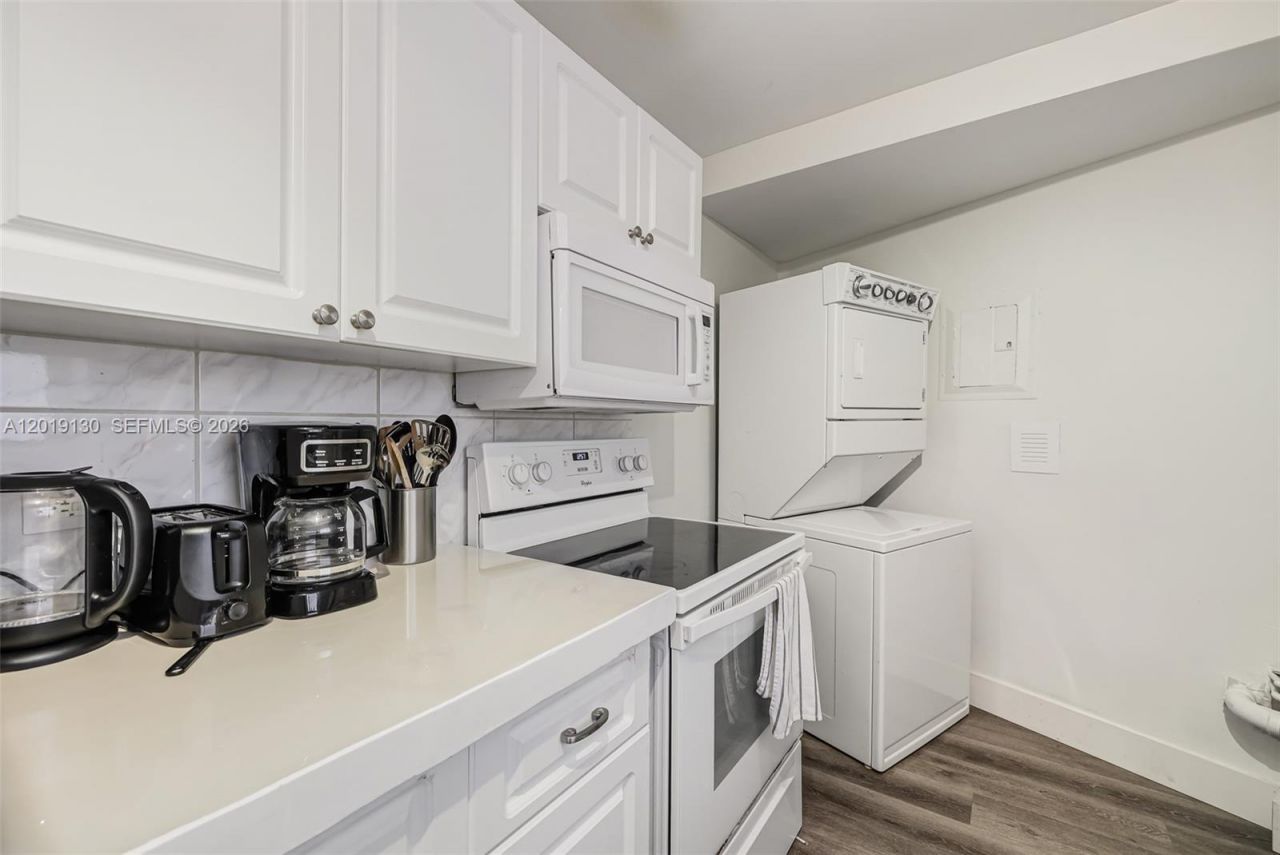 1881 Washington Ave , Unit 4B, Miami Beach, FL 33139 Photo
