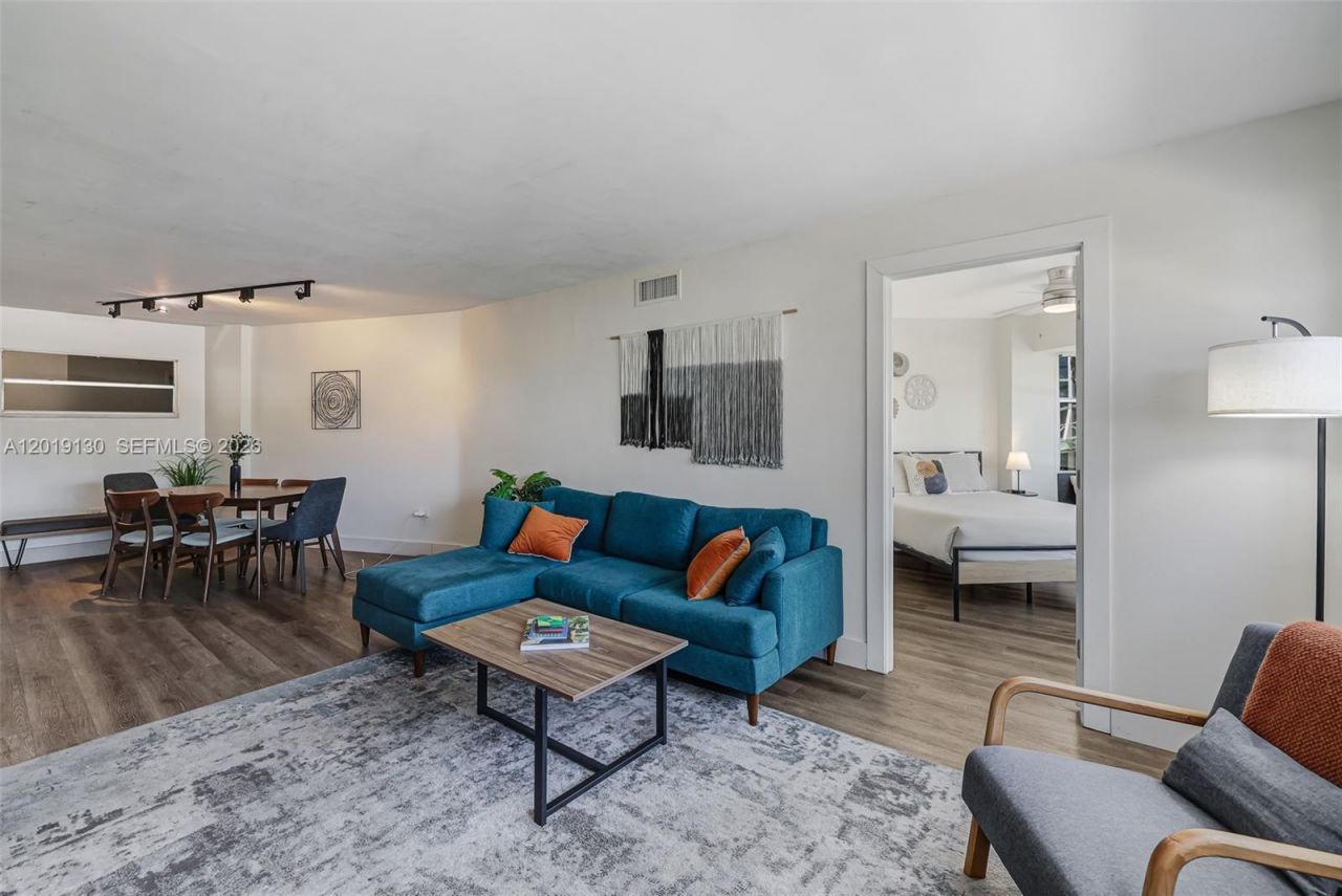 1881 Washington Ave , Unit 4B, Miami Beach, FL 33139 Photo
