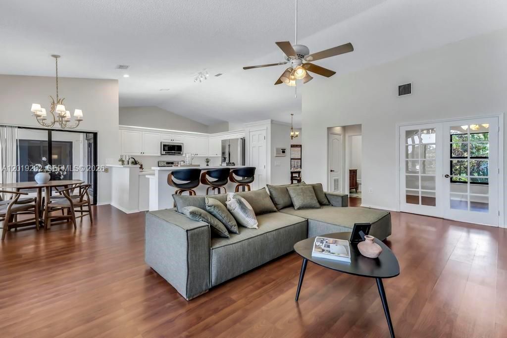 19831 NW 4th St, Pembroke Pines, FL 33029 Photo