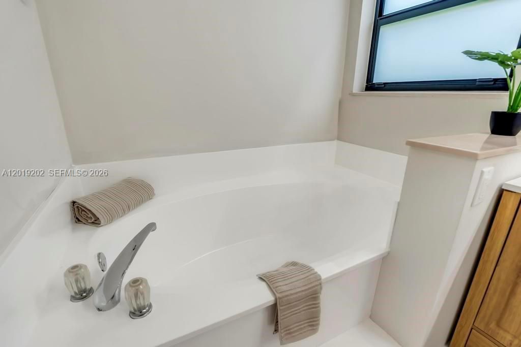 19831 NW 4th St, Pembroke Pines, FL 33029 Photo