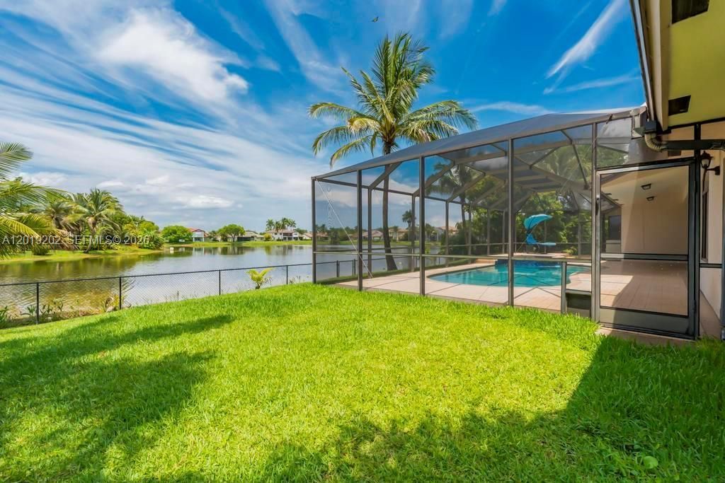 19831 NW 4th St, Pembroke Pines, FL 33029 Photo