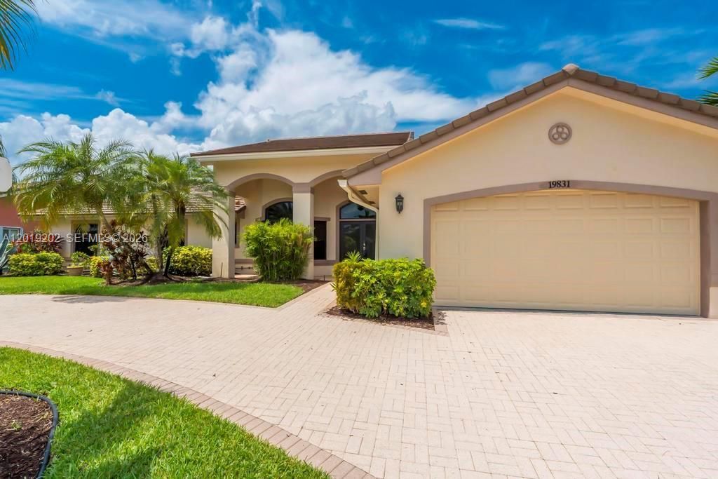 19831 NW 4th St, Pembroke Pines, FL 33029 Photo