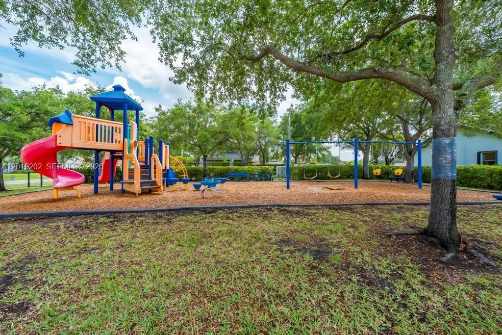 19831 NW 4th St, Pembroke Pines, FL 33029 Photo