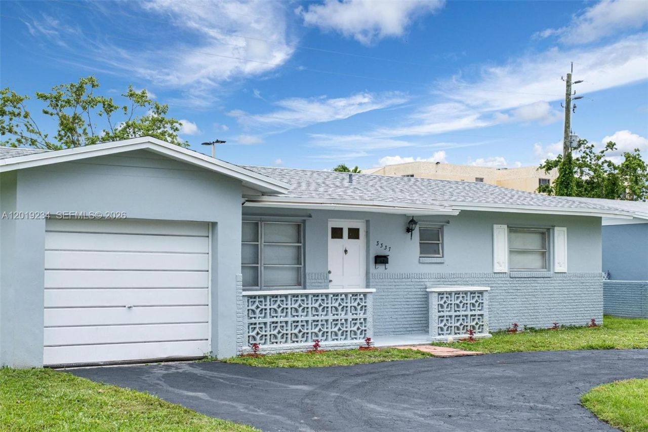 3337 NW 23rd Ct, Lauderdale Lakes, FL 33311 Photo