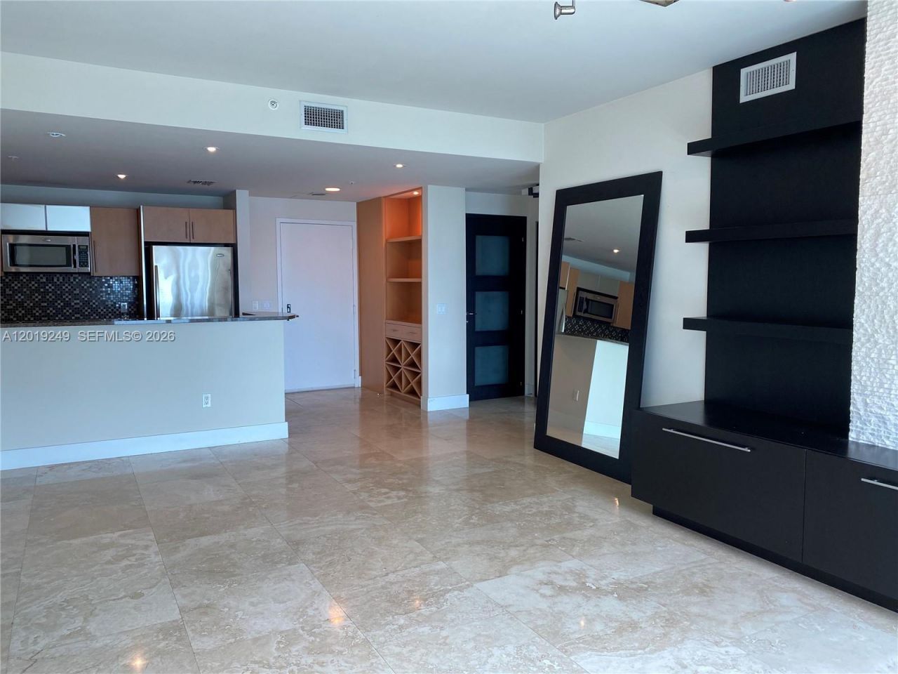 300 S Biscayne Blvd, Unit 2606, Miami, FL 33131 Photo