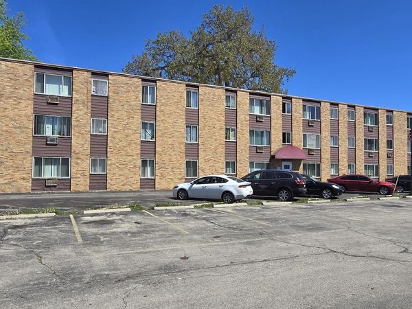 1615 60TH St, Kenosha, WI 53140